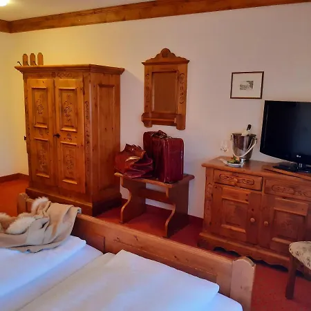 Pensión Auerhahn 3*