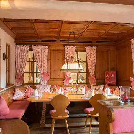 Auerhahn 3* 바덴바덴