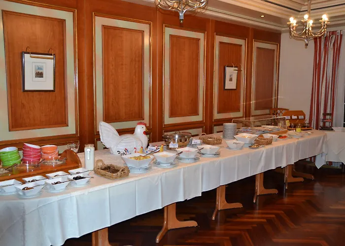 ゲストハウス アウラーハン 3*