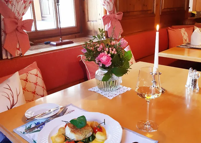 アウラーハン ゲストハウス 3*